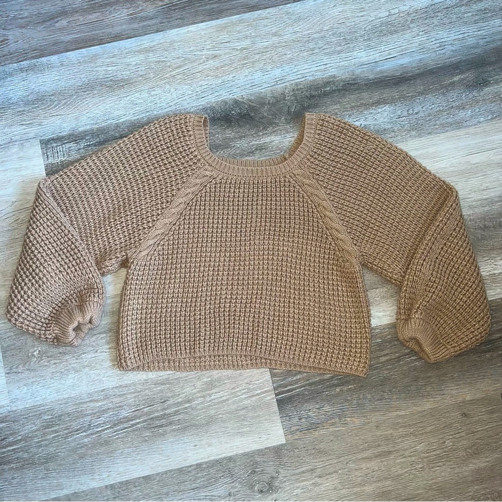 NWOT Cotton Emporium chunky knit crop sweater